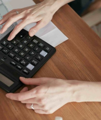 Wakacyjne porządki z umową kredytową? Teraz to naprawdę ma sens!