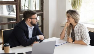 emocje w biznesie ukryta sila ktorej nie mozna lekcewazyc Emocje w biznesie – ukryta siła, której nie można lekceważyć - Wiadomości Handlowe