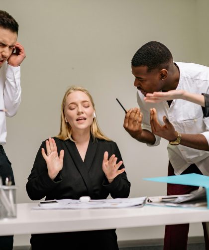 Konflikty w pracy. Jak je rozpoznawać, rozumieć i rozwiązywać 10 - WiadomościHandlowe.com.pl https://wiadomoscihandlowe.com.pl/konflikty-w-pracy-jak-je-rozpoznawac-rozumiec-i-rozwiazywac/