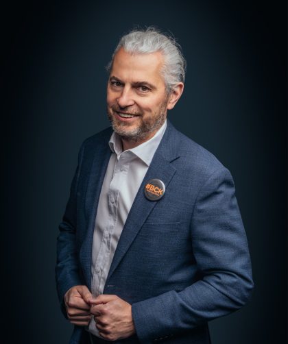 Rok 2026: koniec „Dzikiego Zachodu” kryptowalut. To już nie spekulacja, lecz instytucjonalna adopcja - Komentarz ekspercki Łukasza Żeligowskiego, Kanga Exchange 6 - WiadomościHandlowe.com.pl rok-2026-koniec-dzikiego-zachodu-kryptowalut-to-juz-nie-spekulacja-lecz-instytucjonalna-adopcja-komentarz-ekspercki-lukasza-zeligowskiego-kanga-exchange