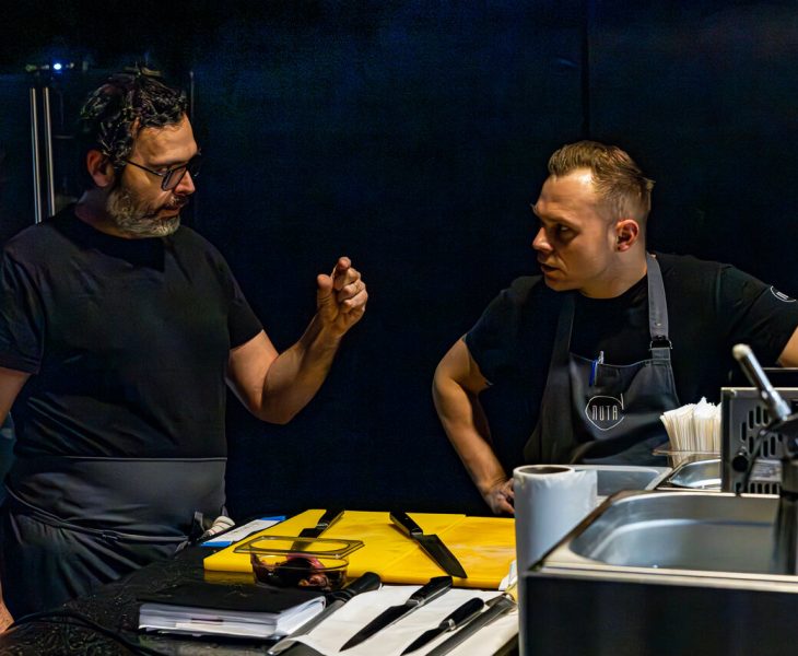 NOWY KONCEPT KULINARNY GWIAZDKOWEGO CHEFA KUCHNI POWSTAJE W STOLICY. CZYM NAS ZASKOCZY ANDREA CAMASTRA?