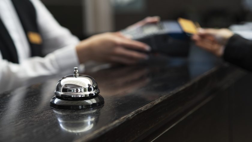 W hotelarstwie nie można oszczędzać na pracownikach 1 - WiadomościHandlowe.com.pl Oszczedzanie na pracownikach W tej branzy to nie do pomyslenia W hotelarstwie nie można oszczędzać na pracownikach - Wiadomości Handlowe
