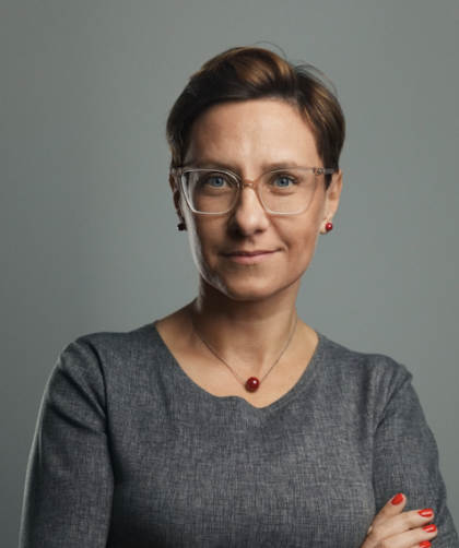 Cyfrowa dojrzałość zamiast technologicznej fascynacji. Dlaczego sama obsługa AI to za mało, by utrzymać się na rynku pracy? 4 - WiadomościHandlowe.com.pl Cyfrowa dojrzałość zamiast technologicznej fascynacji. Dlaczego sama obsługa AI to za mało, by utrzymać się na rynku pracy?