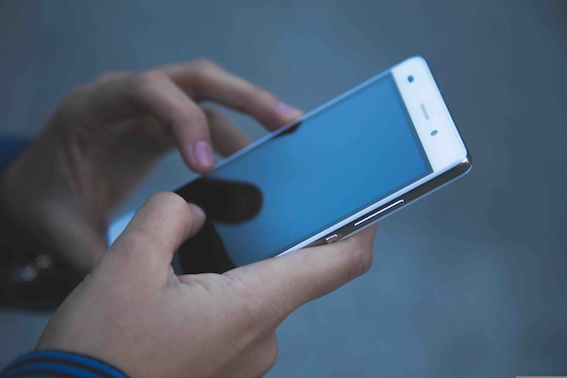 Telefon zna nasze nawyki, miejsca i zainteresowania. Jak odzyskać kontrolę nad prywatnością 1 - WiadomościHandlowe.com.pl telefon-zna-nasze-nawyki-miejsca-i-zainteresowania-jak-odzyskac-kontrole-nad-prywatnoscia