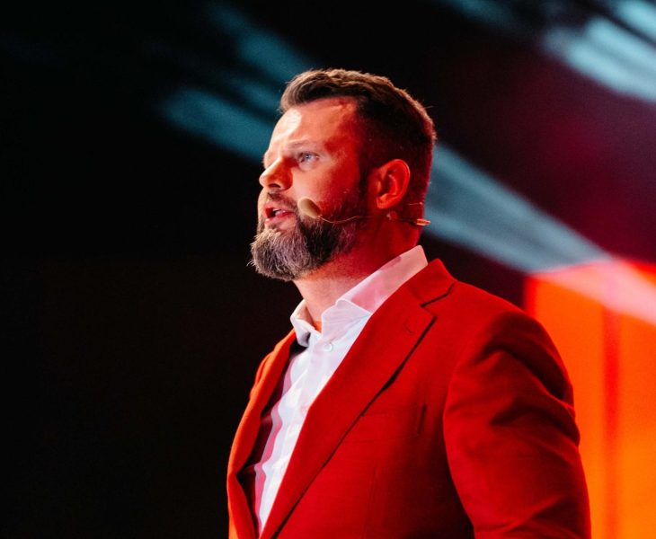 Jak zbudować odporność psychiczną w obliczu szybko zmieniającego się świata?