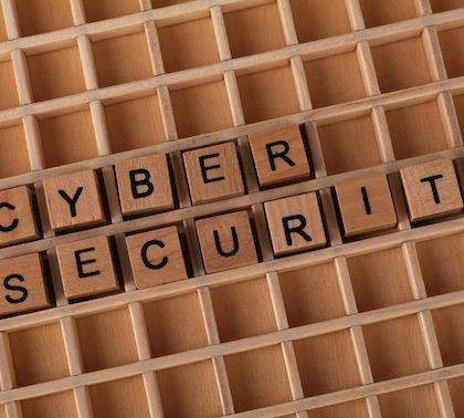 cyberbezpieczenstwo-zaczyna-sie-zanim-powstanie-pierwsza-linia-kodu